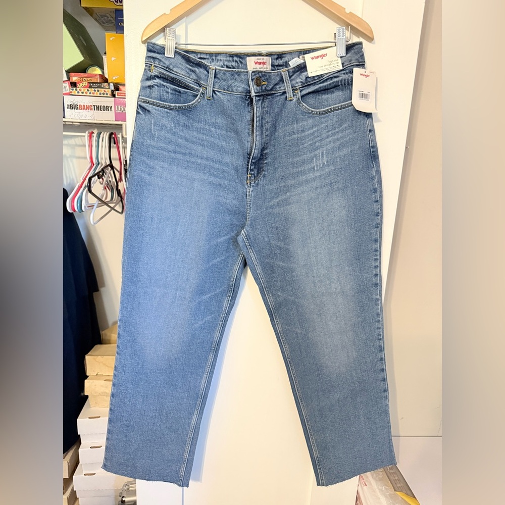 Wrangler Women's Light Blue Straight Leg Jeans